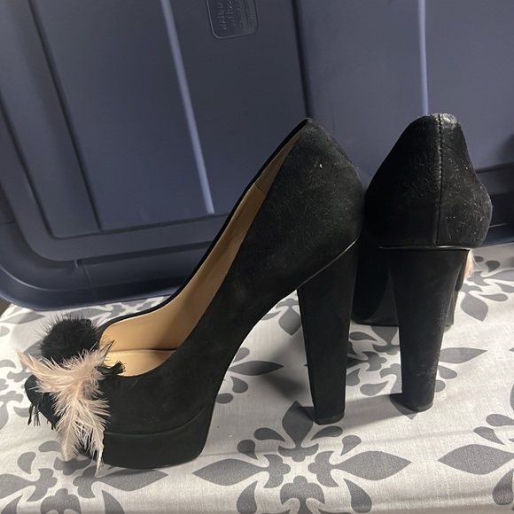 Enzo, Angelino , suede platform heels, with peep, toe and feathers - Picture 6 of 7